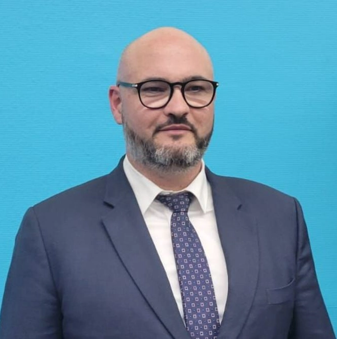 À Montargis, l’élection du premier maire RN du Loiret fait réagir : entre inquiétude et attente.