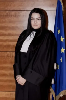 Vlora HOXHA