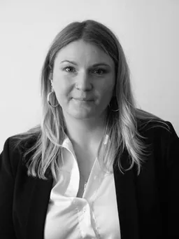 Marie-Sarah PERONNET